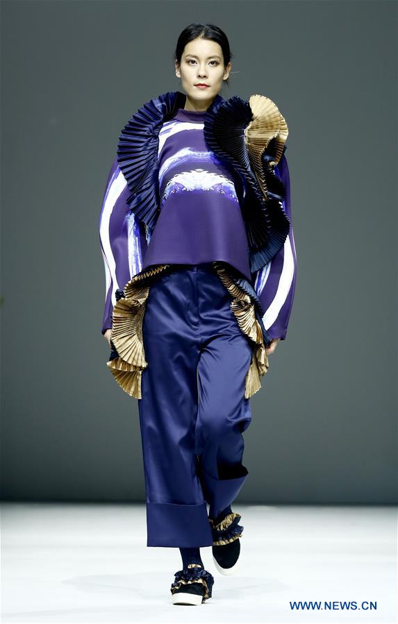 CHINA-BEIJING-GRADUATE FASHION WEEK (CN)