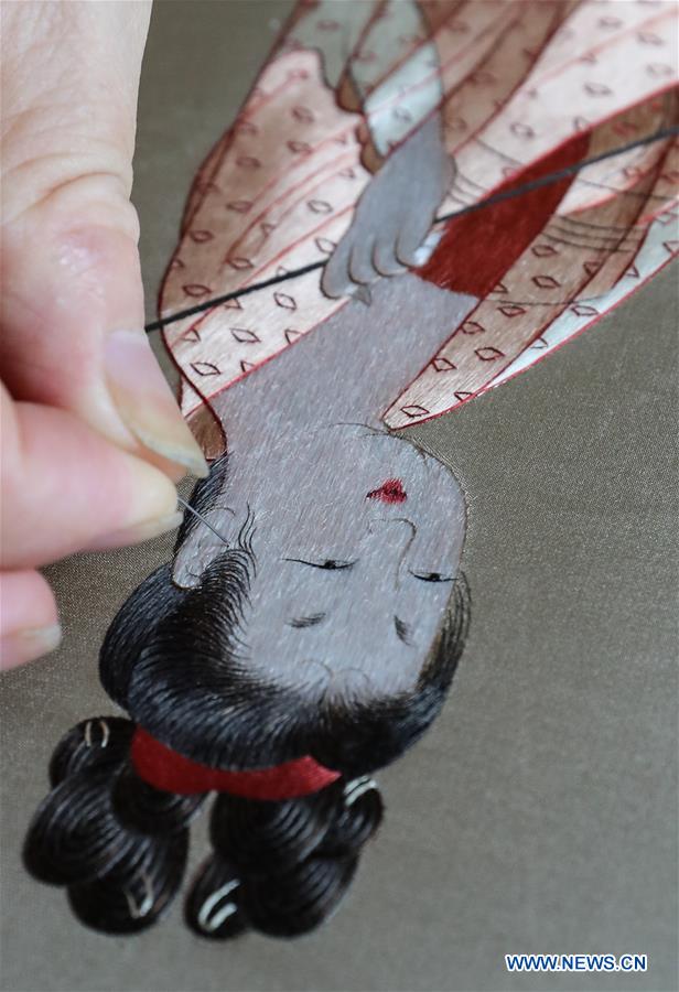 CHINA-JIANGSU-SUZHOU EMBROIDERY (CN)