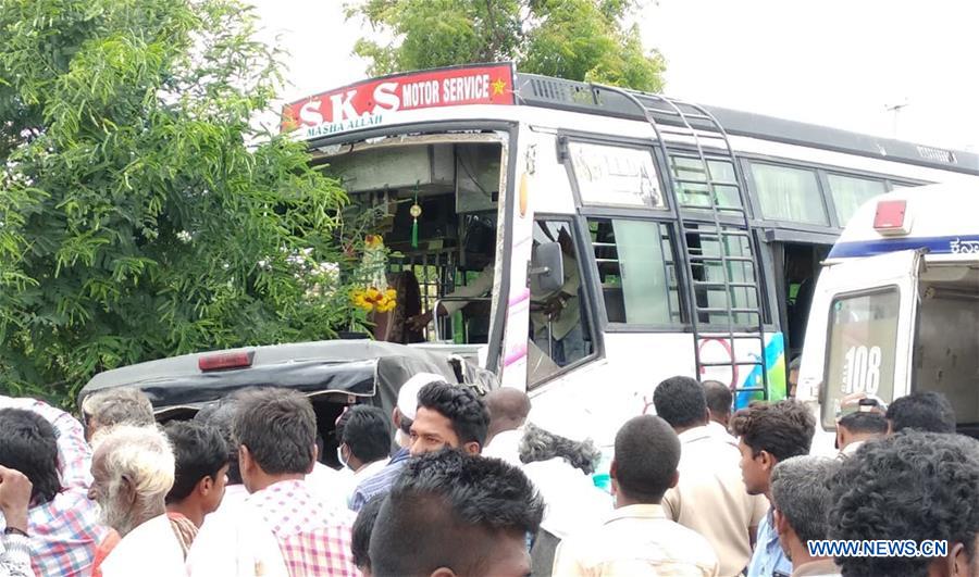 INDIA-KARNATAKA-TRAFFIC COLLISION