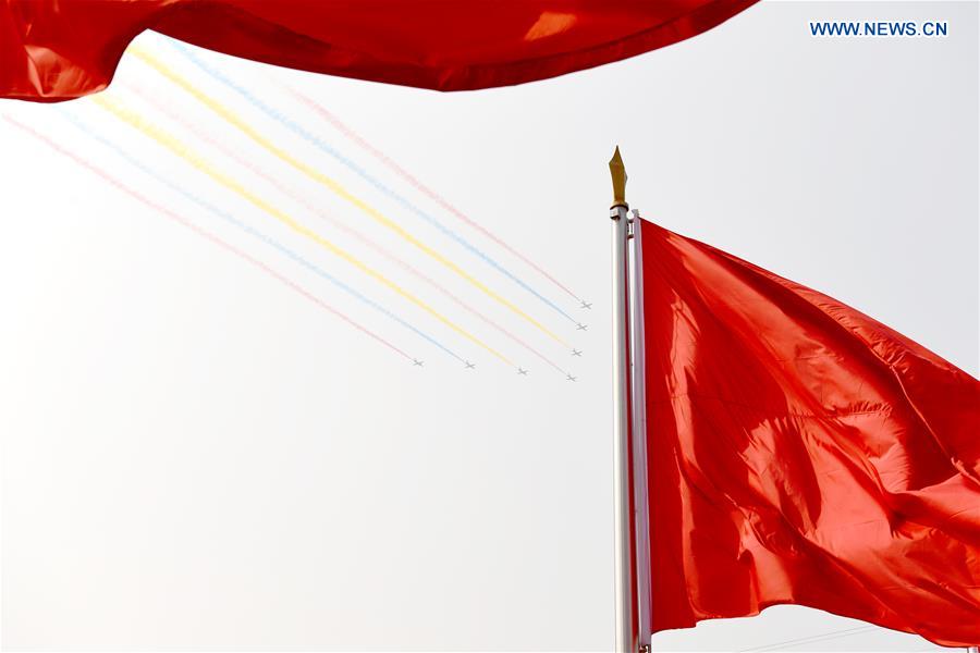 (PRC70Years) XINHUA PHOTOS OF THE DAY