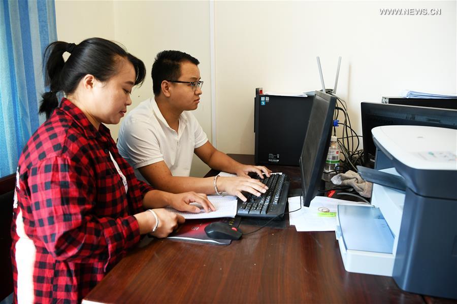 CHINA-GUIZHOU-TONGREN-POVERTY ALLEVIATION-LOVERS-WEDDING (CN)