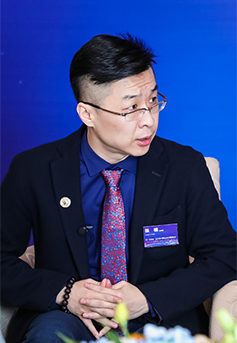 專(zhuān)訪：張根