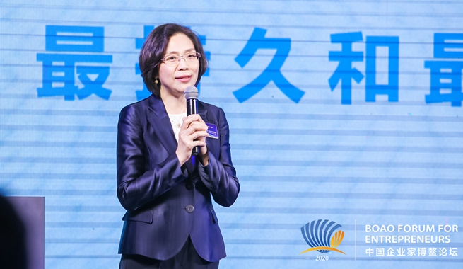 哈爾濱市文化廣電和旅游局黨組書記、局長(zhǎng)蘭峰 主題演講