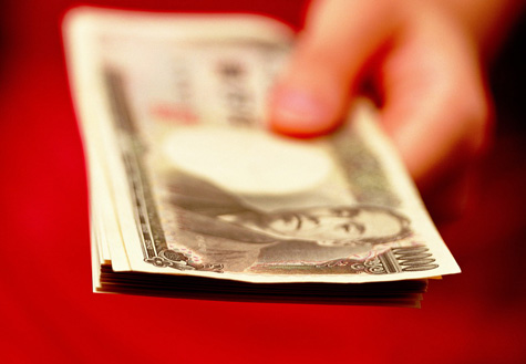 &ldquo;有錢(qián)的人要打新，沒(méi)錢(qián)的人借錢(qián)也要打新&rdquo;