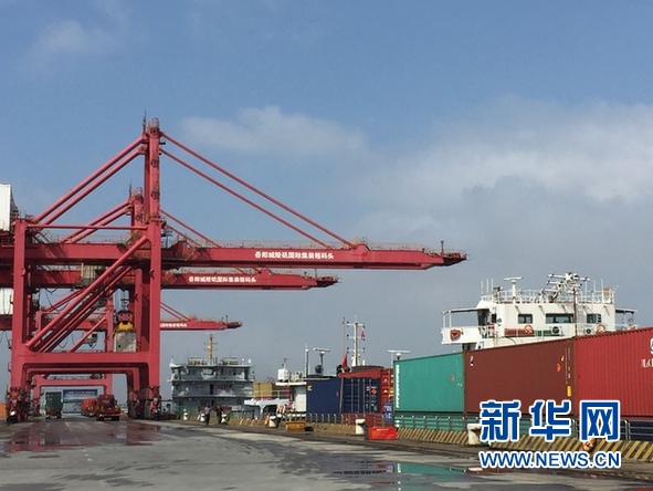 岳陽經(jīng)濟新圖景：通道路、重港口、優(yōu)布局