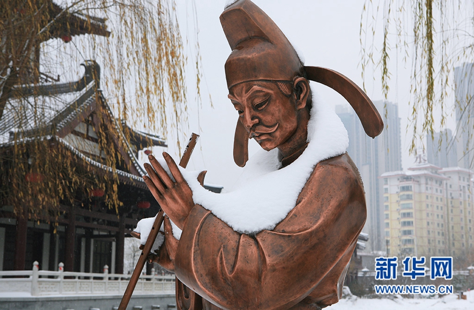 瑞雪降中原，洛河岸邊賞雪景