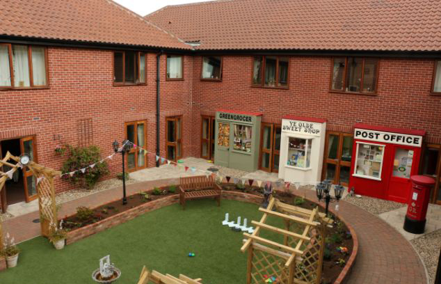 英養(yǎng)老院建&ldquo;回憶巷&rdquo;助癡呆患者復(fù)憶