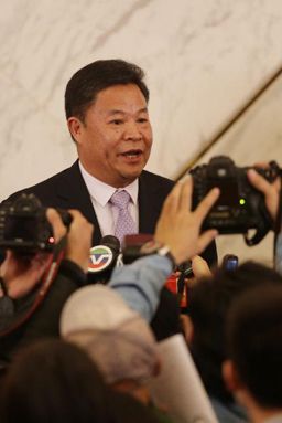 新聞，就是要搶！