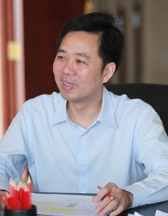 弘陽集團(tuán)董事長、總裁曾煥沙