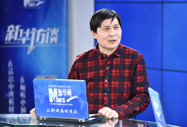 《凈潔乾坤》整個畫面以雪景為背景，表現(xiàn)的是東北大興安嶺那一帶的民族風(fēng)情。這個畫的境界是指洗刷污濁，洗刷人間那些烏煙瘴氣的丑惡東西，意義深刻。