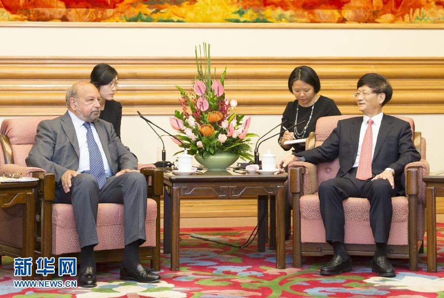 9月5日，中共中央政治局委員、中央政法委書記孟建柱在北京中南海會見國際法院院長亞伯拉罕。 新華社記者 黃敬文 攝 