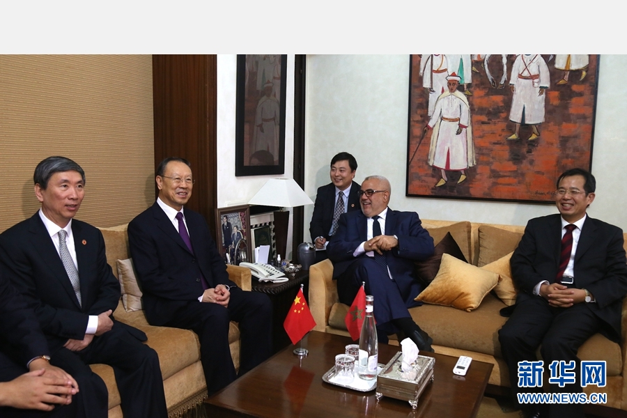 9月19日，在摩洛哥首都拉巴特，中共中央書記處書記、全國政協(xié)副主席杜青林（左二）會見摩洛哥政府首腦本&middot;基蘭（右二）。應(yīng)摩洛哥參議院邀請，中共中央書記處書記、全國政協(xié)副主席杜青林于18日至20日率中共代表團(tuán)訪摩，分別會見政府首腦本&middot;基蘭、參議長本希馬、真實性與現(xiàn)代黨總書記奧馬里等。新華社記者劉鍇攝