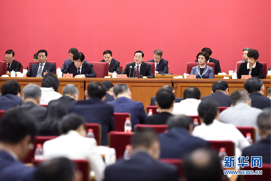 9月20日，中國電視藝術家協(xié)會第六次全國代表大會在北京召開。中共中央政治局委員、中央書記處書記、中宣部部長劉奇葆出席開幕式并講話。新華社記者 燕雁 攝