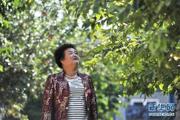 （十九大代表風采&middot;圖文互動）（1）&ldquo;農(nóng)民&rdquo;李元敏：打造村民引以為豪的新&ldquo;蓋買&rdquo;