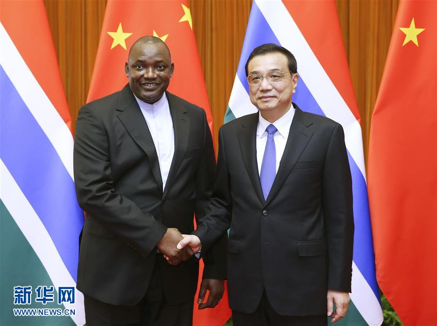 (時(shí)政)李克強(qiáng)會見岡比亞總統(tǒng)巴羅