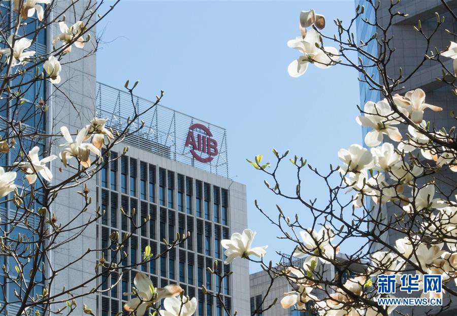 （新華全媒頭條&middot;圖文互動）（16）開啟新征程　譜寫新史詩&mdash;&mdash;以習(xí)近平同志為核心的黨中央引領(lǐng)中國特色社會主義進(jìn)入新時代