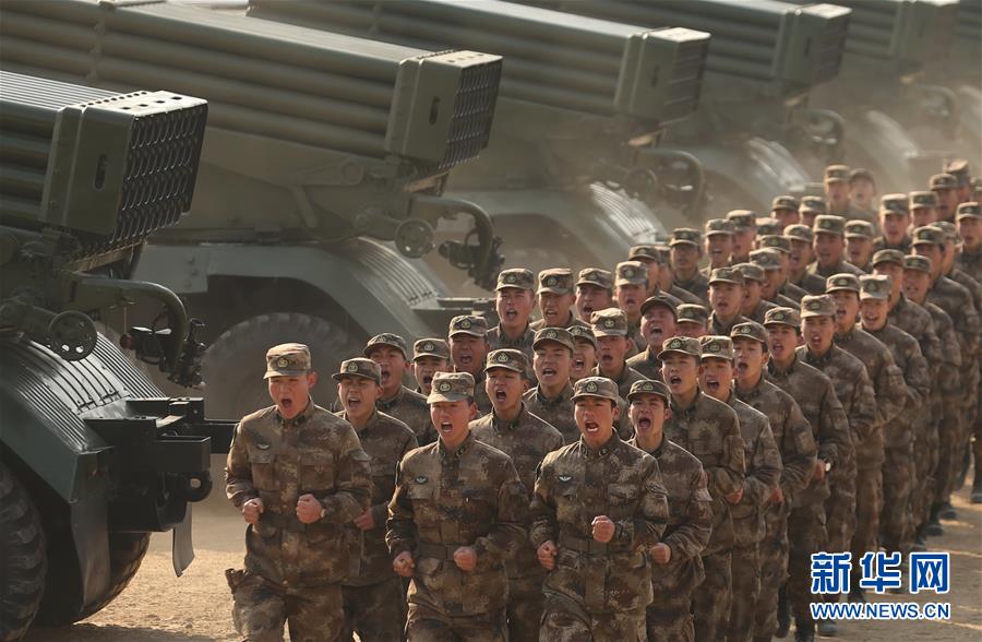（新華全媒頭條&middot;圖文互動）（3）備戰(zhàn)踏上新起點，練兵展現(xiàn)新氣象&mdash;&mdash;2018中國軍隊新年開訓全景大掃描