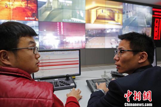 寒潮來襲上海加大對流浪、乞討等人員救助力度