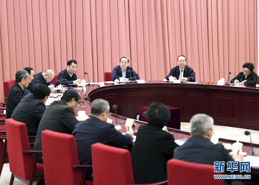 1月17日，中共政協(xié)第十二屆全國委員會黨組在北京召開會議，傳達學習貫徹習近平總書記在十九屆中央紀委二次全會上的重要講話和全會精神。全國政協(xié)主席、黨組書記俞正聲主持會議并講話。新華社記者 燕雁 攝