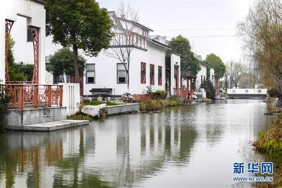 (社會)(2)“流淌著幸福”的山泉村