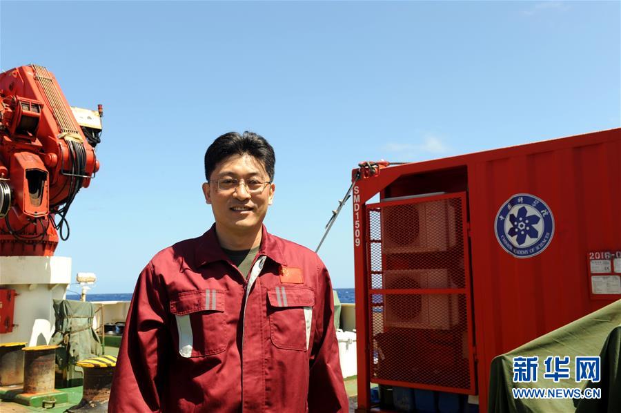 （圖文互動）（2）專訪：海山如此多嬌，然而我們研究太少！&mdash;&mdash;訪&ldquo;科學(xué)&rdquo;號麥哲倫海山科考航次首席科學(xué)家徐奎棟