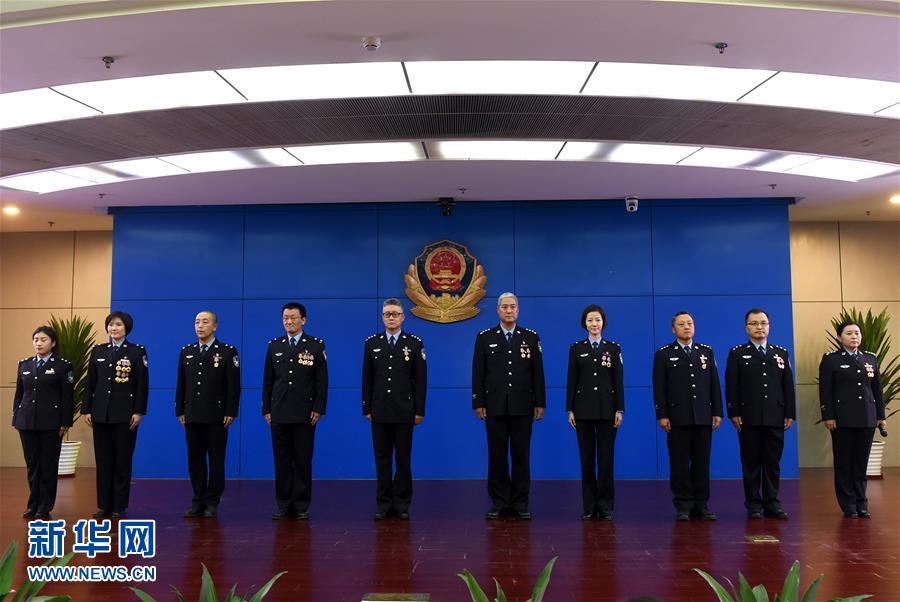 (在習(xí)近平新時(shí)代中國特色社會(huì)主義思想指引下——新時(shí)代新氣象新作為·新華全媒頭條·圖文互動(dòng))(7)最濃是這中國紅——北京市西城區(qū)弘揚(yáng)紅墻意識(shí)深化改革發(fā)展紀(jì)實(shí)