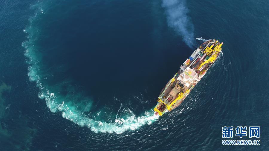 （圖文互動(dòng)）（1）我國(guó)自主研發(fā)的疏浚重器&ldquo;天鯤號(hào)&rdquo;首次試航成功