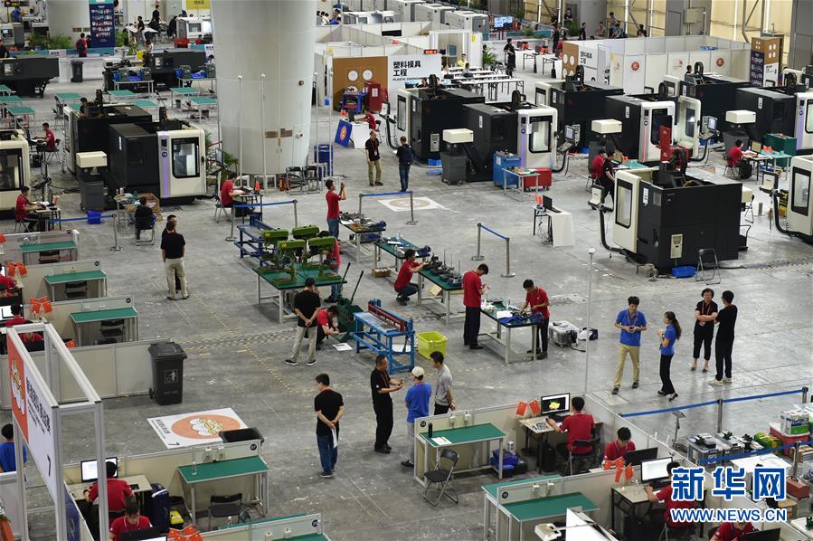 （新華全媒頭條&middot;圖文互動(dòng)）（1）上下合力，聚力破障，開辟&ldquo;大國工匠&rdquo;建設(shè)新格局