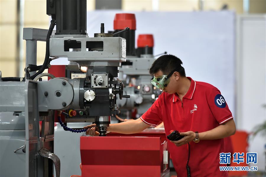 （新華全媒頭條&middot;圖文互動(dòng)）（4）上下合力，聚力破障，開辟&ldquo;大國工匠&rdquo;建設(shè)新格局