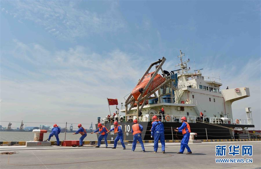 (大江奔流——來自長江經(jīng)濟帶的報道·新華全媒頭條·圖文互動)(4)打造經(jīng)濟高質(zhì)量發(fā)展的強勁引擎——深入推動長江經(jīng)濟帶發(fā)展述評