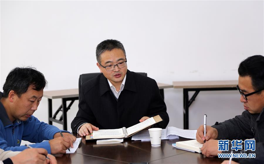 （圖文互動(dòng)）（4）&ldquo;隨時(shí)準(zhǔn)備為黨和人民犧牲一切&rdquo;&mdash;&mdash;追記為保護(hù)國家某重點(diǎn)試驗(yàn)平臺(tái)壯烈犧牲的3位勇士黃群、宋月才、姜開斌