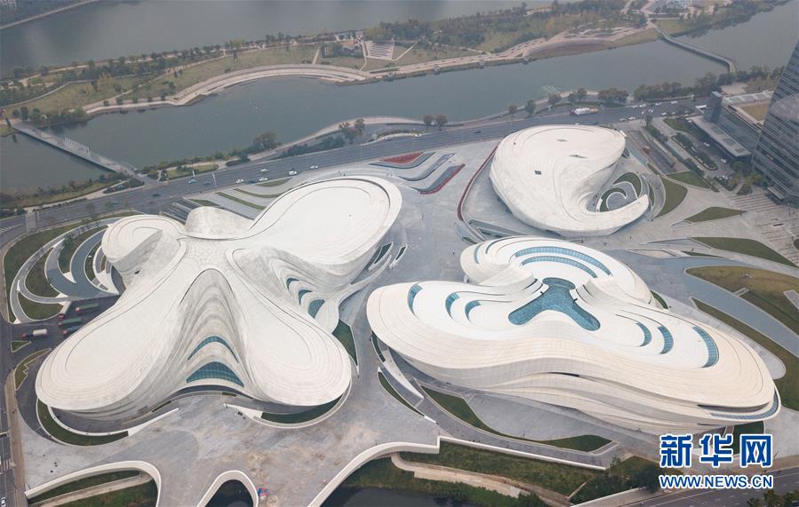 (百城百縣百企調(diào)研行·圖文互動)(3)長沙:“中流擊水”的世界“媒體藝術(shù)之都”