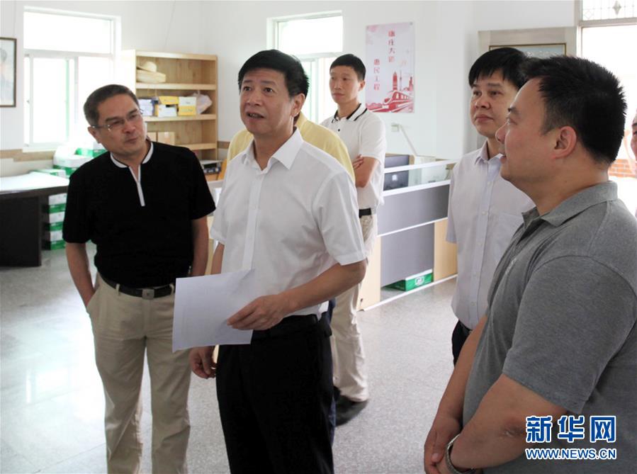 (新時(shí)代擔(dān)當(dāng)作為典型風(fēng)采·圖文互動(dòng))(1)晉江市委書記劉文儒:讓“閩南晉江”成為“世界晉江”