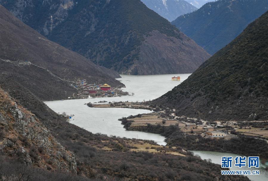 (圖文互動)(1)危難之際盡顯砥柱本色——金沙江堰塞湖搶險救災(zāi)紀(jì)實(shí)