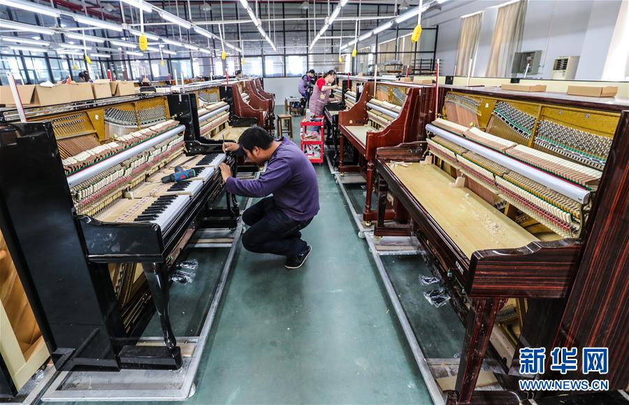 (在習(xí)近平新時(shí)代中國特色社會主義思想指引下·慶祝改革開放40周年·協(xié)調(diào)發(fā)展)(新華全媒頭條·圖文互動)(6)協(xié)調(diào)發(fā)展:奏響全面建成小康社會交響曲