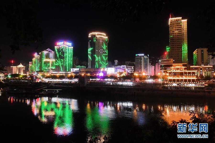 (在習近平新時代中國特色社會主義思想指引下·慶祝改革開放40周年·綠色發(fā)展·圖文互動)(5)治水·護水·興水——綠色發(fā)展之“水”的故事