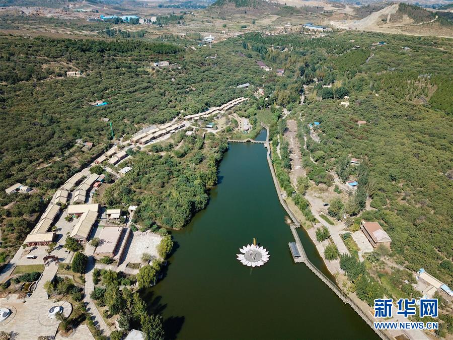 （新華全媒頭條&middot;圖文互動）（10）領(lǐng)航！向著高質(zhì)量發(fā)展堅定前行&mdash;&mdash;以習(xí)近平同志為核心的黨中央引領(lǐng)中國經(jīng)濟發(fā)展述評