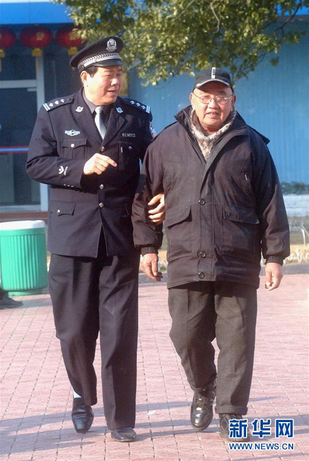 （改革先鋒風(fēng)采&middot;圖文互動）（3）邱娥國：串百家門，認(rèn)百家人，知百家情，辦百家事 