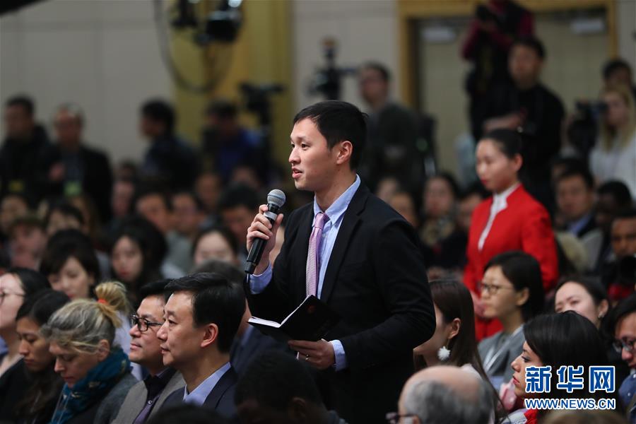 （兩會(huì)&middot;XHDW）（9）外交部部長王毅就&ldquo;中國的外交政策和對(duì)外關(guān)系&rdquo;答記者問