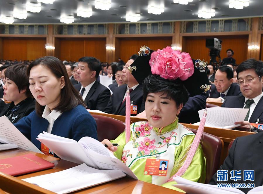 （兩會(huì)&middot;基層代表履職故事）（1）全國人大代表孫艷玲：做好非遺事業(yè)，讓古老技藝活起來
