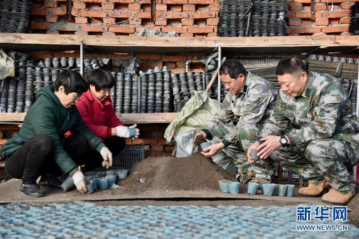 （走基層 聽(tīng)民聲&middot;圖文互動(dòng)）（2）&ldquo;扶貧，更扶村&rdquo;&mdash;&mdash;黑龍江扶貧一線蹲點(diǎn)觀察