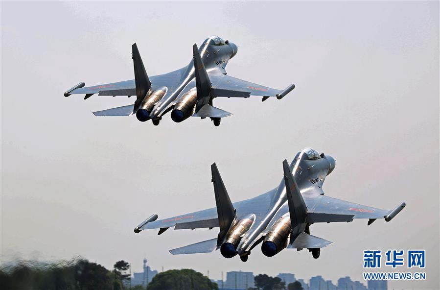 （新華全媒頭條&middot;圖文互動）（5）戰(zhàn)鷹，為祖國奮飛&mdash;&mdash;記空軍航空兵某旅旅長、特級飛行員郝井文