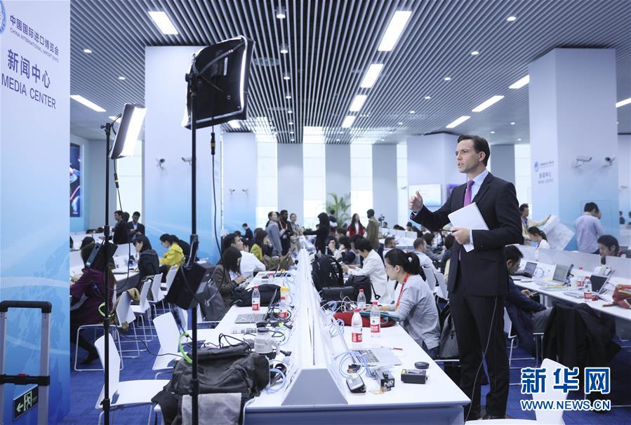 (新華全媒頭條·圖文互動(dòng))(8)守正道 創(chuàng)新局——黨的十九大以來宣傳思想文化工作述評(píng)