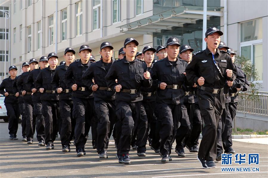 (圖文互動(dòng))(6)平靜而充滿(mǎn)力量——“中國(guó)網(wǎng)事·感動(dòng)2018”年度網(wǎng)絡(luò)人物群像