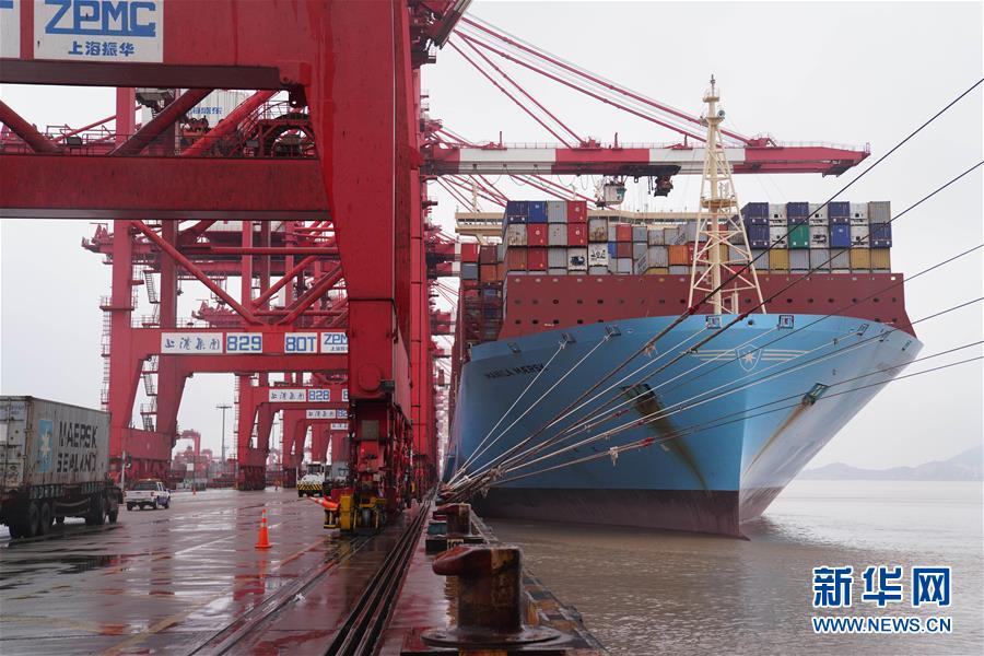 （在習(xí)近平新時(shí)代中國特色社會(huì)主義思想指引下&middot;將改革開放進(jìn)行到底&middot;大國之約）（新華全媒頭條&middot;圖文互動(dòng)）（1）潮起東方浪涌時(shí)&mdash;&mdash;來自對(duì)外開放前沿的時(shí)代強(qiáng)音