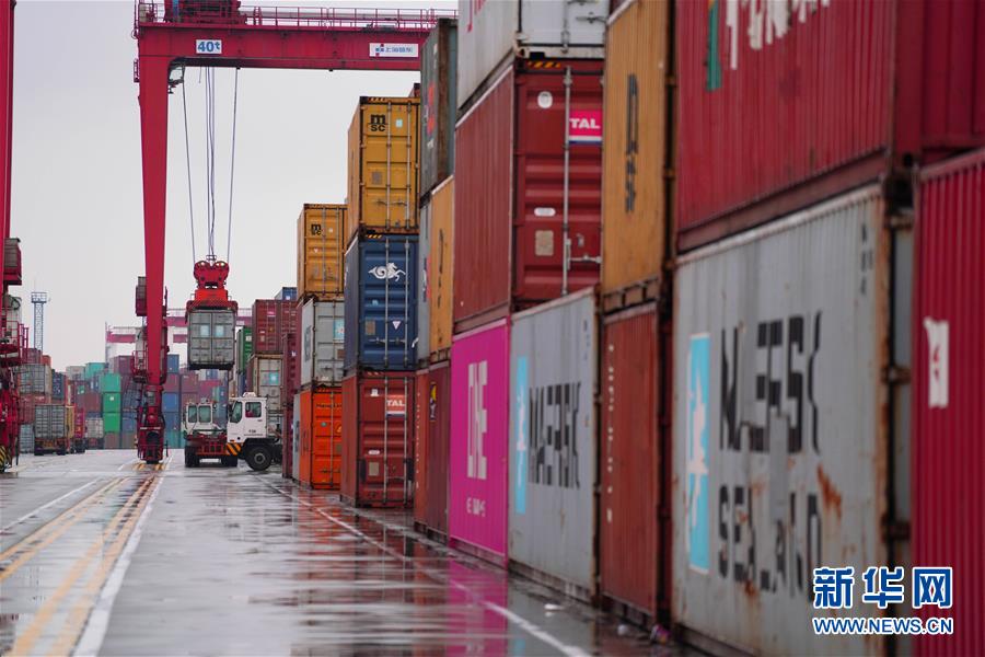 （在習(xí)近平新時(shí)代中國特色社會(huì)主義思想指引下&middot;將改革開放進(jìn)行到底&middot;大國之約）（新華全媒頭條&middot;圖文互動(dòng)）（2）潮起東方浪涌時(shí)&mdash;&mdash;來自對(duì)外開放前沿的時(shí)代強(qiáng)音