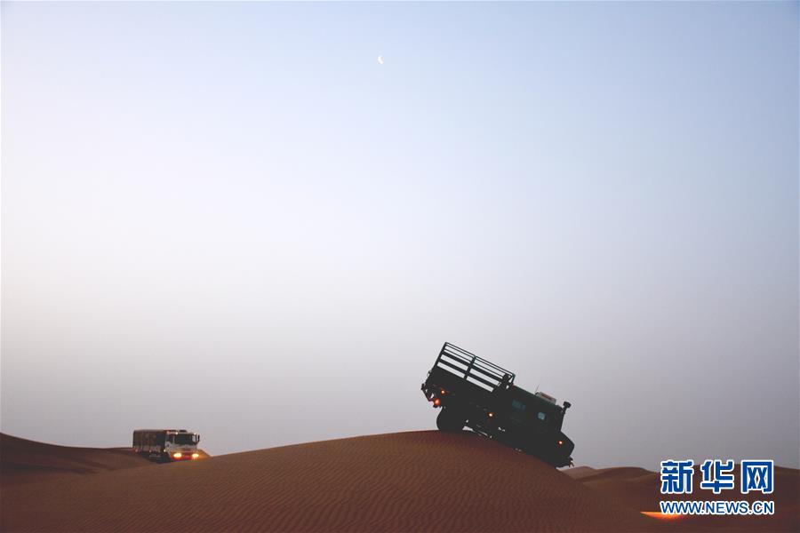 (新春走基層·圖文互動(dòng))(5)走進(jìn)塔克拉瑪干:探訪沙漠物探人