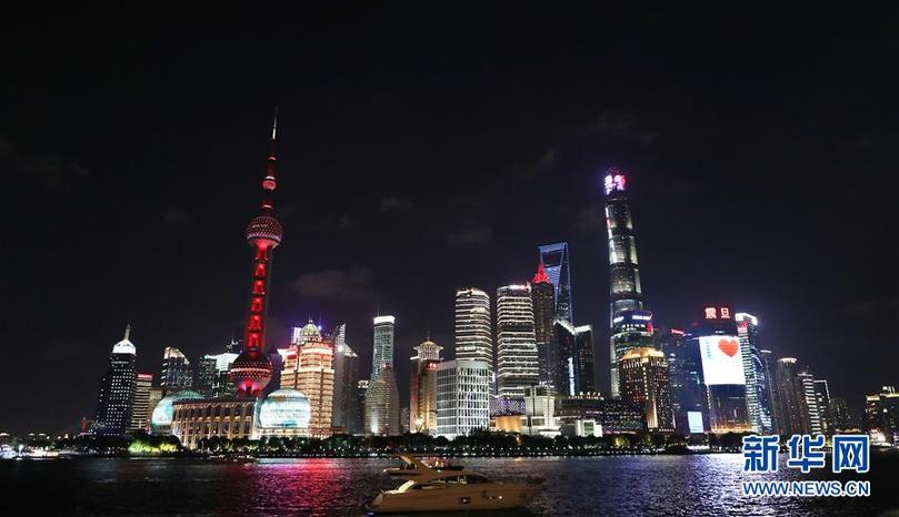（新華全媒頭條&middot;兩會(huì)前夕看落實(shí)&middot;圖文互動(dòng)）（10）改革風(fēng)帆勁 創(chuàng)新逐浪高&mdash;&mdash;上海落實(shí)習(xí)近平總書記全國(guó)兩會(huì)重要講話精神紀(jì)實(shí)