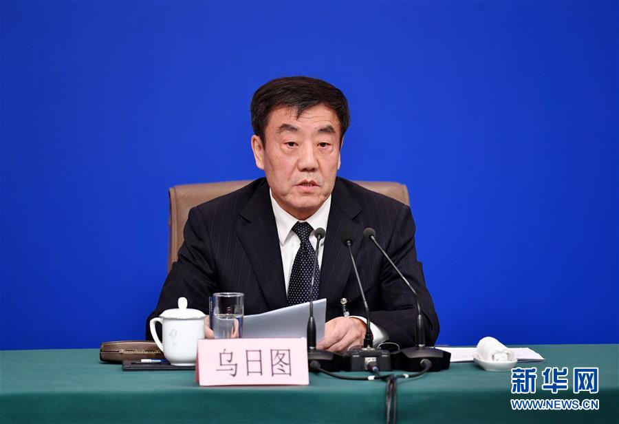 （兩會&middot;XHDW）（9）全國人大相關(guān)負責人就&ldquo;人大立法工作&rdquo;答記者問