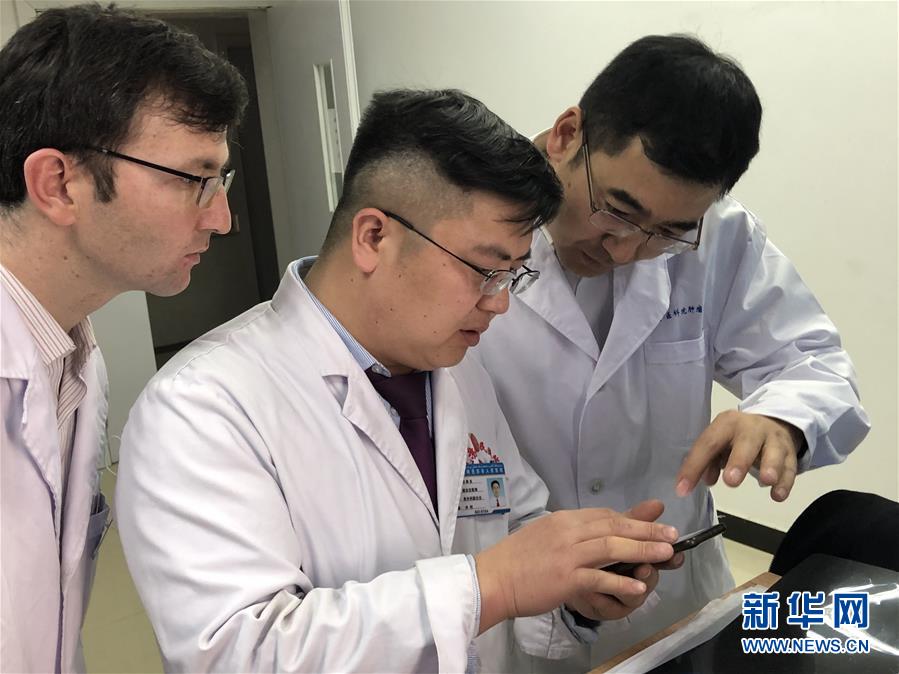 （圖文互動(dòng)）（4）沙漠邊緣迎來了&ldquo;國家醫(yī)療隊(duì)&rdquo;